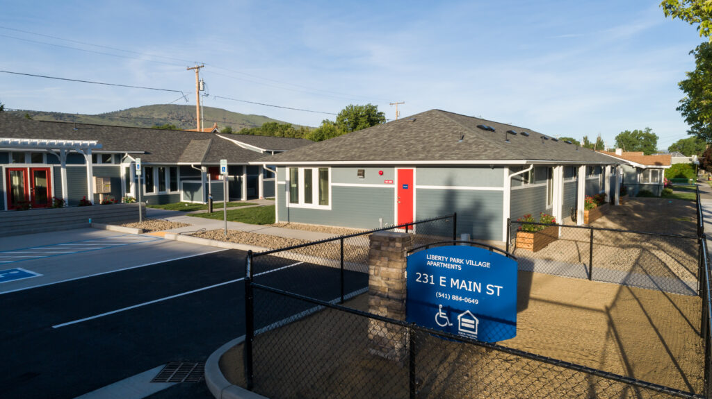 LibertyParkVillageApartments-Day2-19