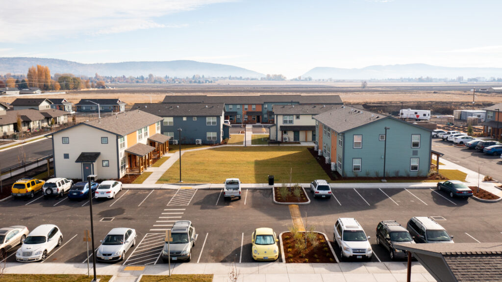 SunriseVista+Bridgeway-FallCompletion-BCI21-19