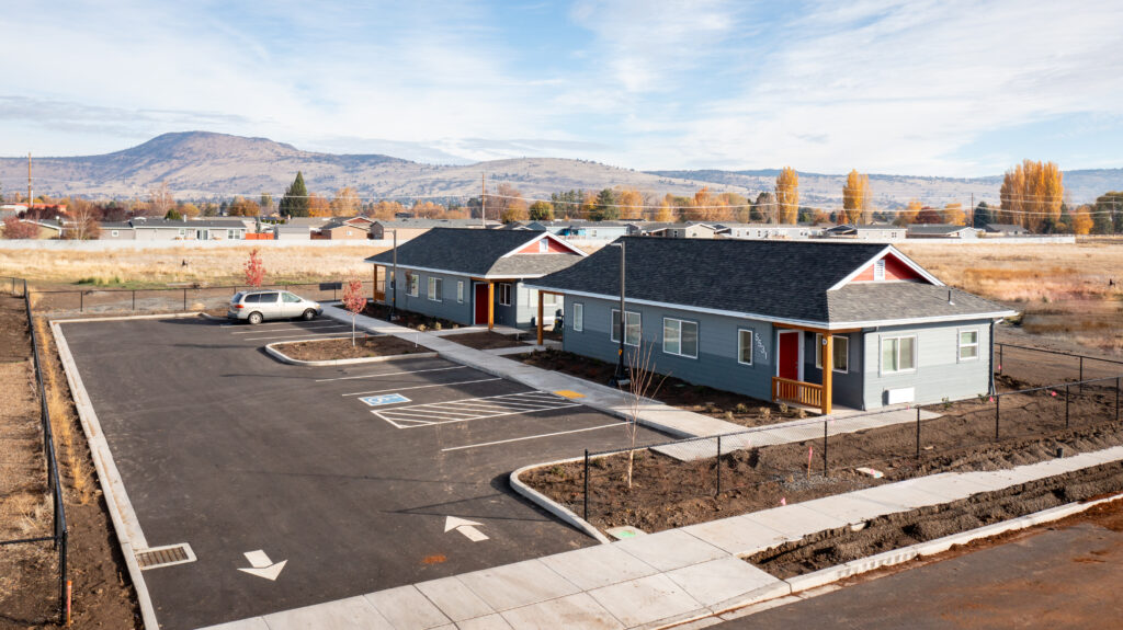 SunriseVista+Bridgeway-FallCompletion-BCI21-6