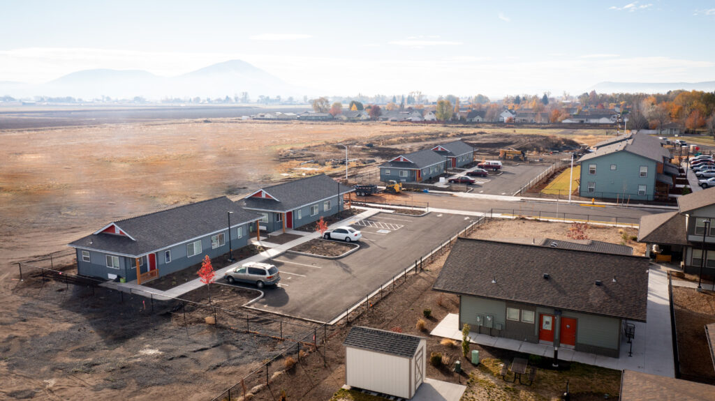 SunriseVista+Bridgeway-FallCompletion-BCI21-9