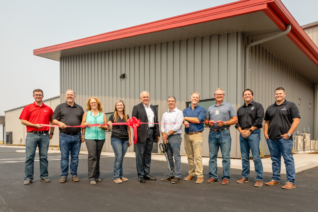 Wilsonart-RibbonCutting-BCI2021-48
